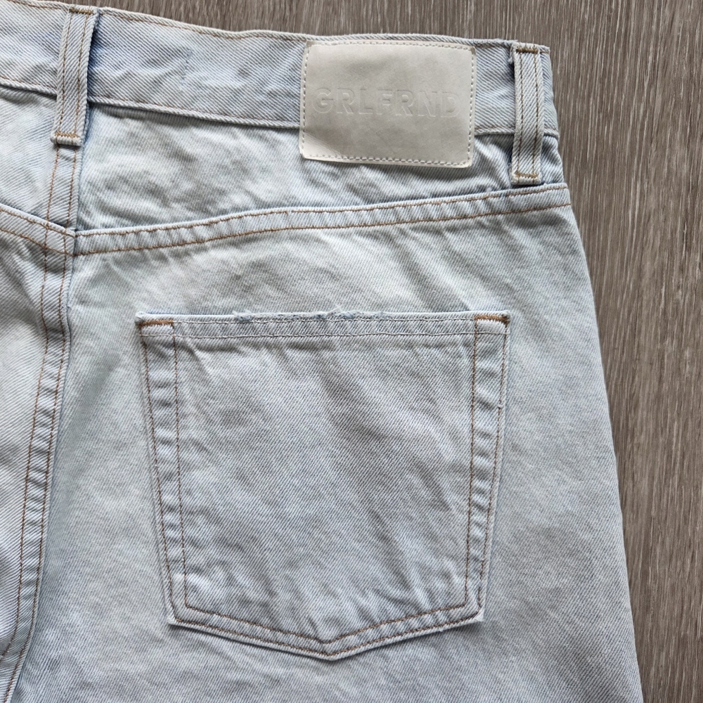 GRLFRND The Bella Low Rise Distressed Boyfriend Blue Jeans Womens Size 26 - Picture 5 of 12